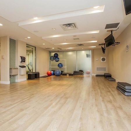 Downtown Mississauga Executive Suites Sq1 エクステリア 写真