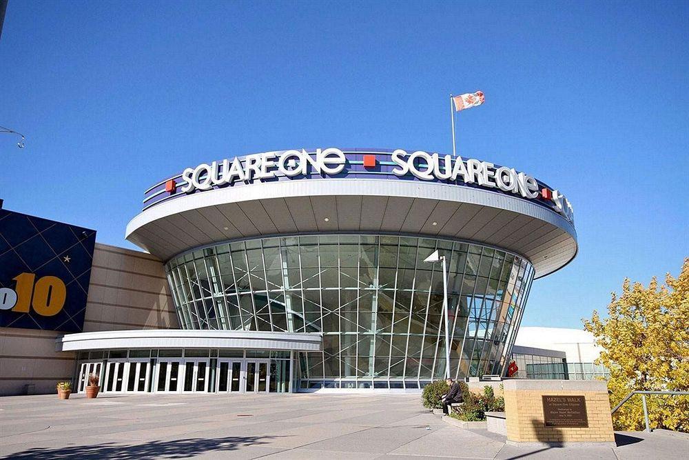 Downtown Mississauga Executive Suites Sq1 エクステリア 写真