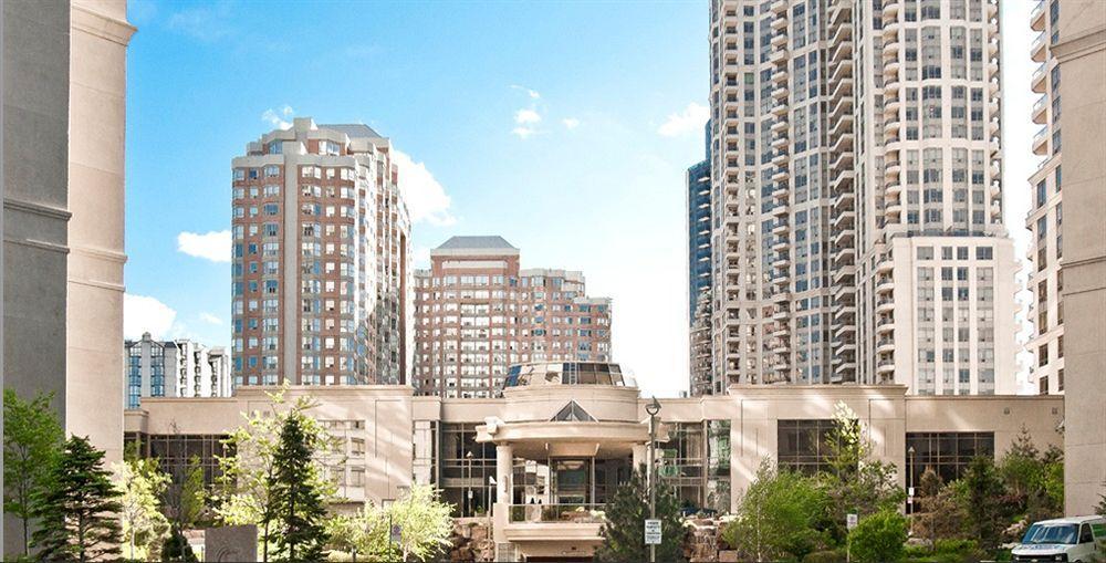 Downtown Mississauga Executive Suites Sq1 エクステリア 写真